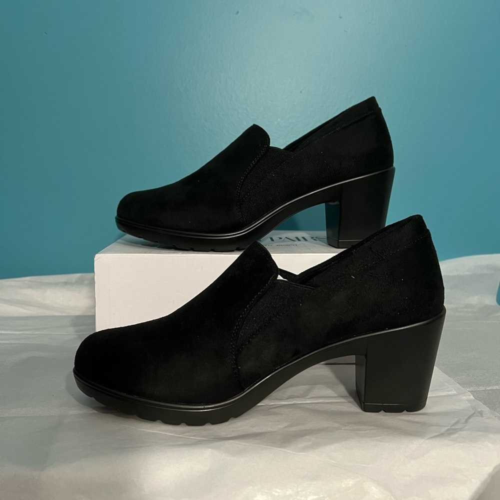 Dream Pairs black heels Size 7.5